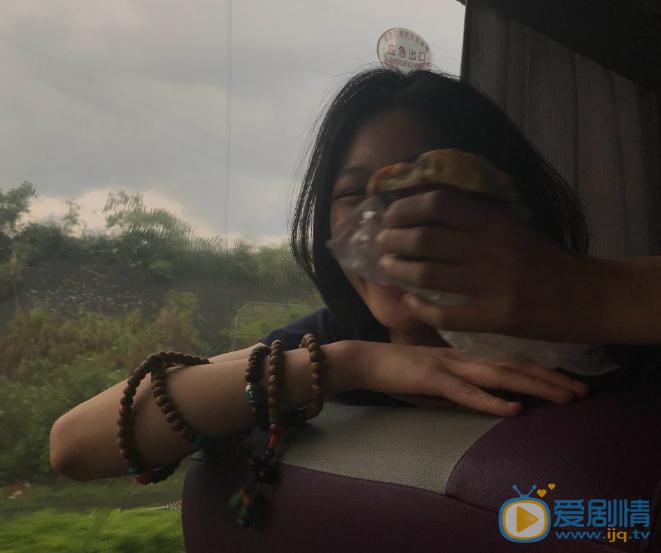 邱天生活照 邱天高清写真_邱天高清剧照
