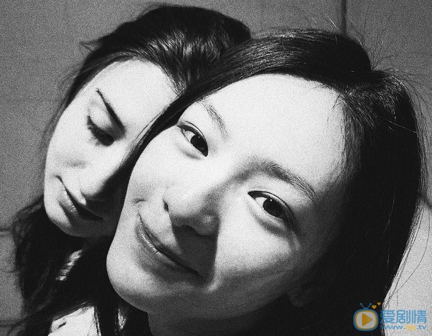 邱天与人合照 邱天高清写真_邱天高清剧照