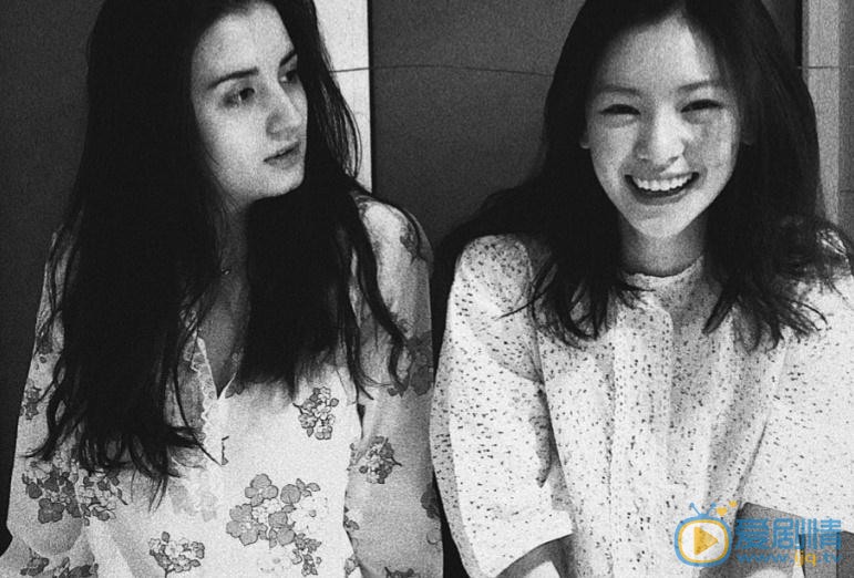 邱天与人合照 邱天高清写真_邱天高清剧照