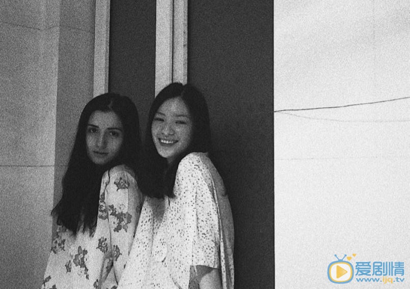 邱天与人合照 邱天高清写真_邱天高清剧照