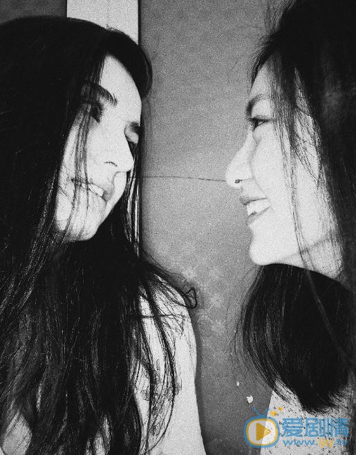 邱天与人合照 邱天高清写真_邱天高清剧照