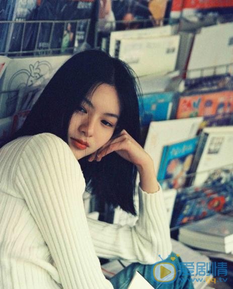 邱天北京街拍 邱天高清写真_邱天高清剧照