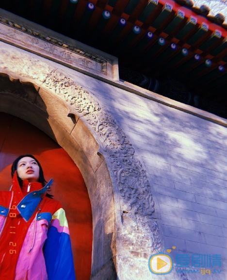 邱天北京街拍 邱天高清写真_邱天高清剧照