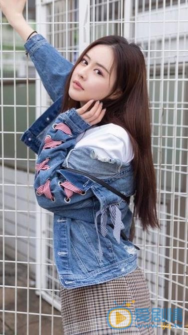 云千千街拍写真 云千千高清写真_云千千高清剧照