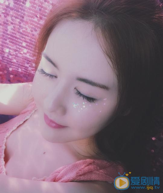 云千千生活照 云千千高清写真_云千千高清剧照