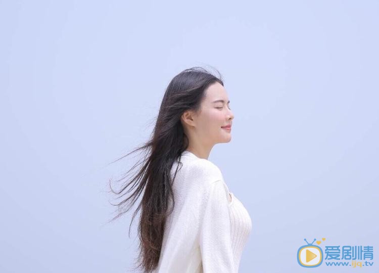 云千千街拍写真 云千千高清写真_云千千高清剧照