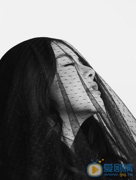 云千千气质写真 云千千高清写真_云千千高清剧照