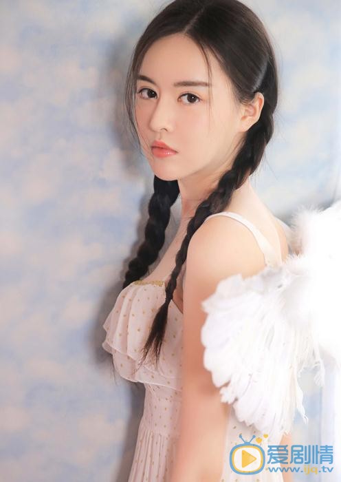 云千千气质写真 云千千高清写真_云千千高清剧照