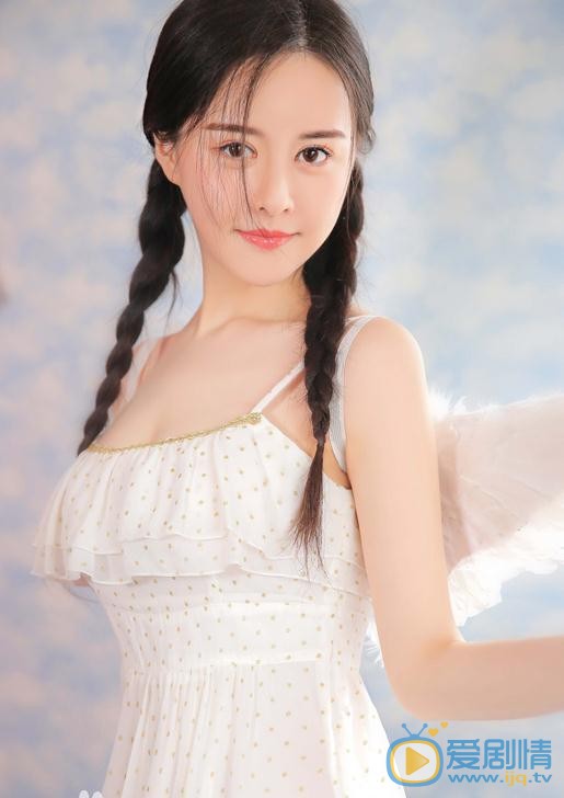 云千千气质写真 云千千高清写真_云千千高清剧照
