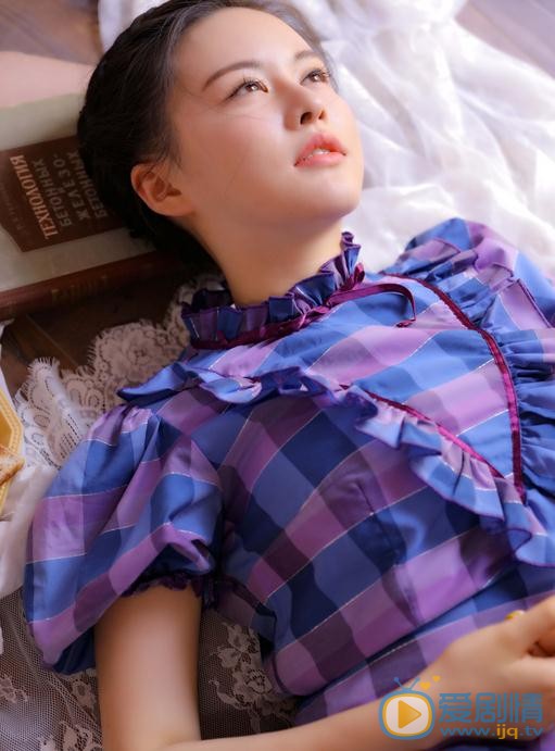 云千千气质写真 云千千高清写真_云千千高清剧照