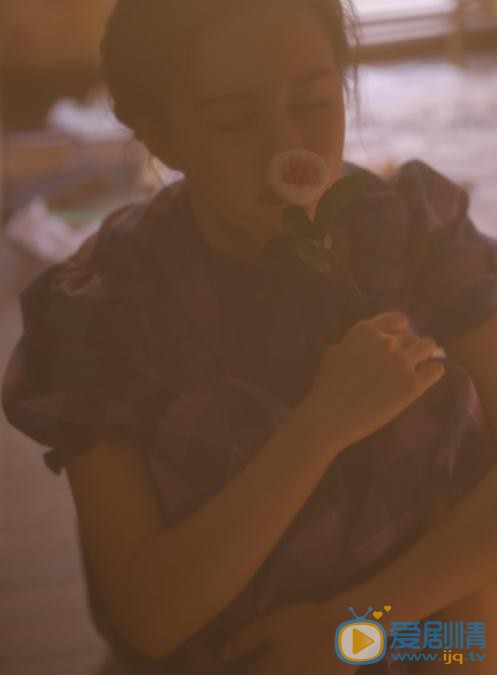 云千千气质写真 云千千高清写真_云千千高清剧照