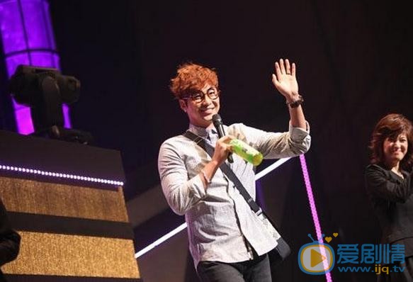 姜至奂舞台照 姜至奂高清写真_姜至奂高清剧照