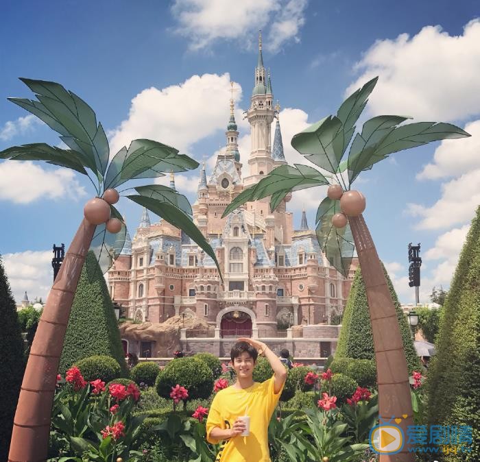 蓝博旅行照 蓝博高清写真_蓝博高清剧照