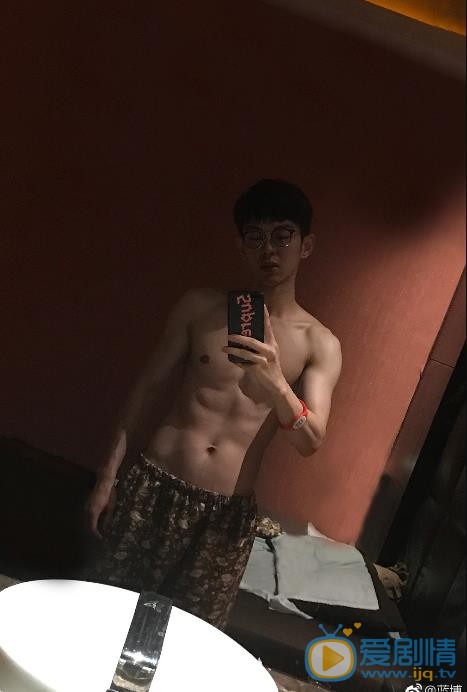 蓝博生活照 蓝博高清写真_蓝博高清剧照