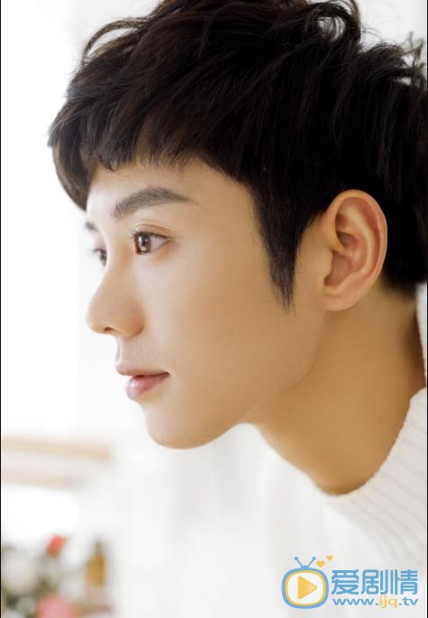 蓝博白衣写真 蓝博高清写真_蓝博高清剧照