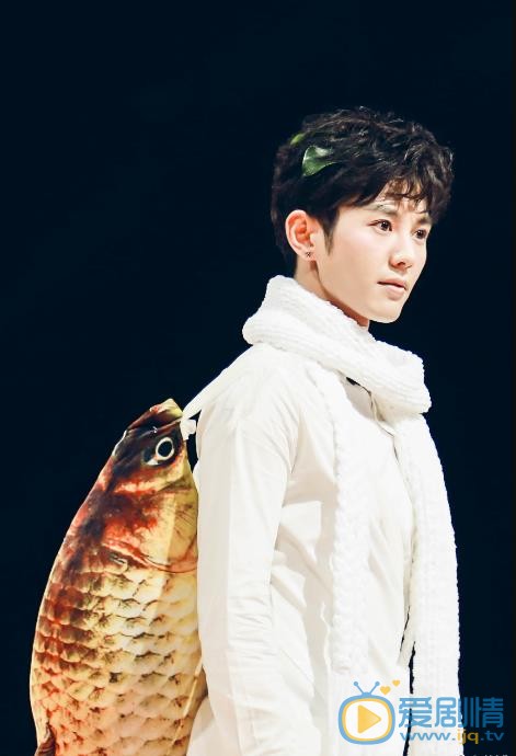 蓝博白衣写真 蓝博高清写真_蓝博高清剧照