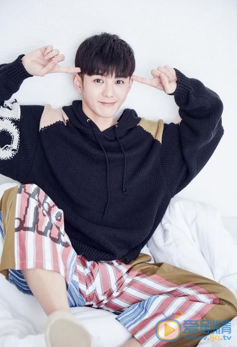 蓝博白衣写真 蓝博高清写真_蓝博高清剧照