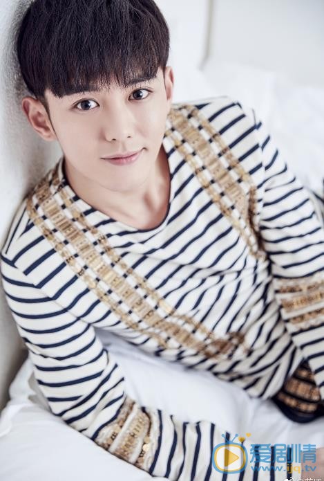 蓝博白衣写真 蓝博高清写真_蓝博高清剧照