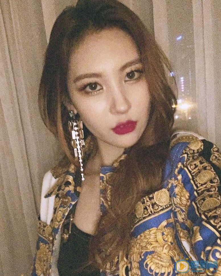 李宣美气质写真 李宣美高清写真_李宣美高清剧照