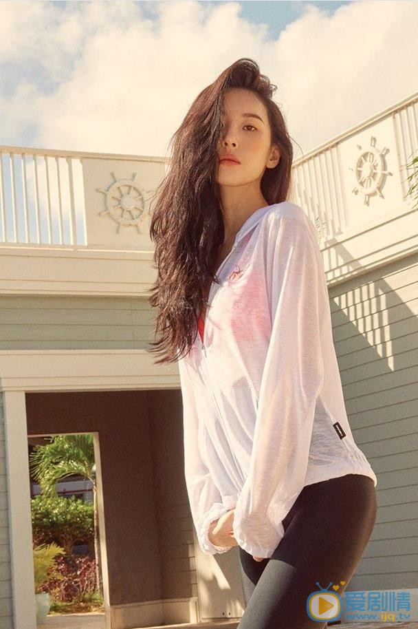 李宣美泳装写真 李宣美高清写真_李宣美高清剧照