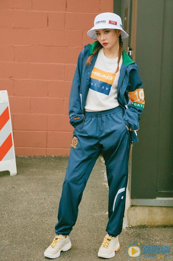 李宣美街拍写真 李宣美高清写真_李宣美高清剧照
