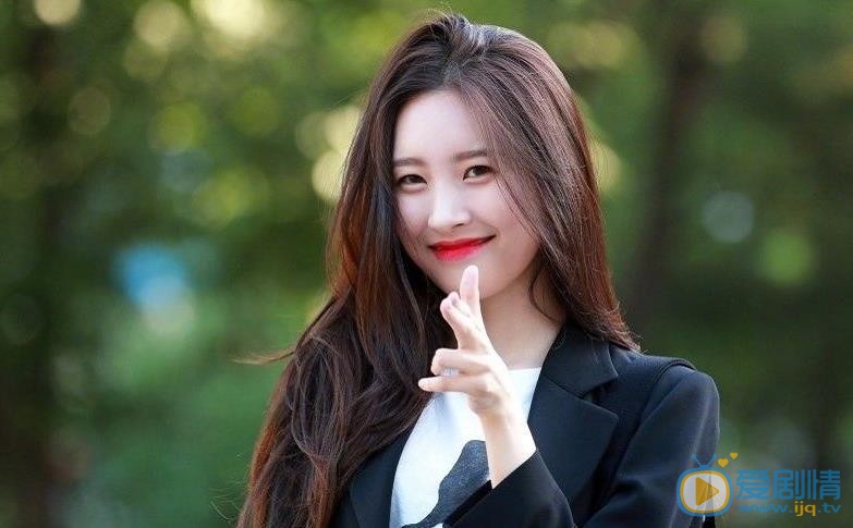 李宣美街拍写真 李宣美高清写真_李宣美高清剧照