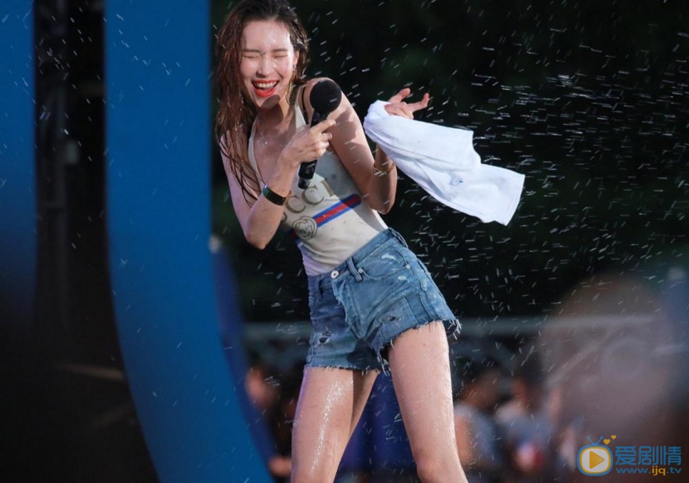 李宣美湿身照合集 李宣美高清写真_李宣美高清剧照