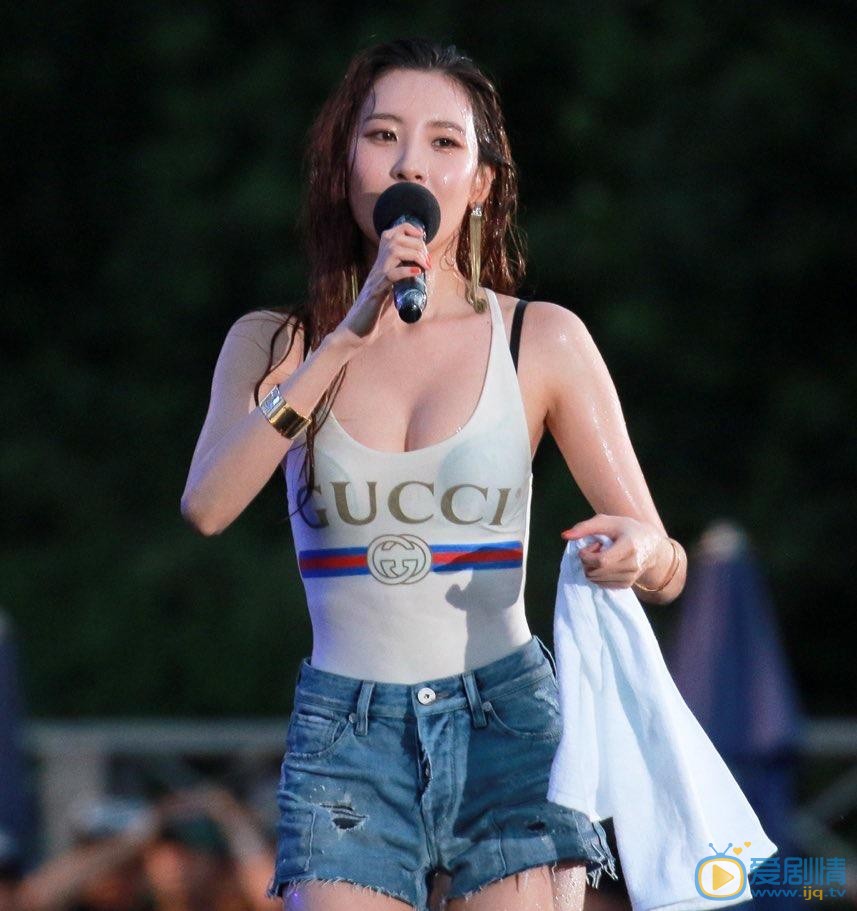 李宣美湿身照合集 李宣美高清写真_李宣美高清剧照