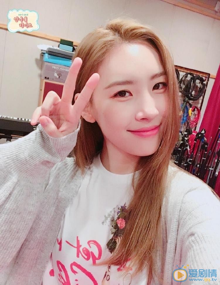 李宣美可爱自拍 李宣美高清写真_李宣美高清剧照