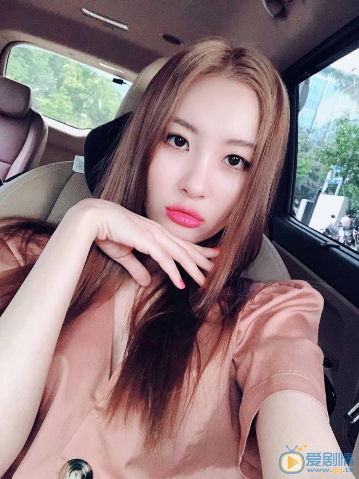 李宣美可爱自拍 李宣美高清写真_李宣美高清剧照
