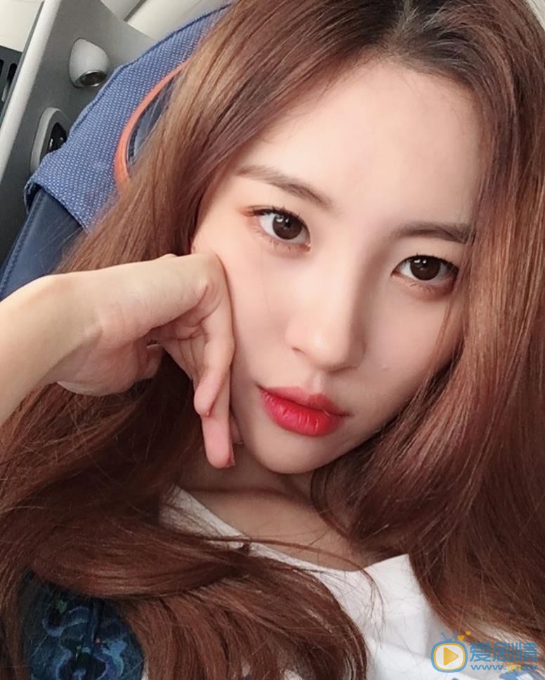 李宣美可爱自拍 李宣美高清写真_李宣美高清剧照