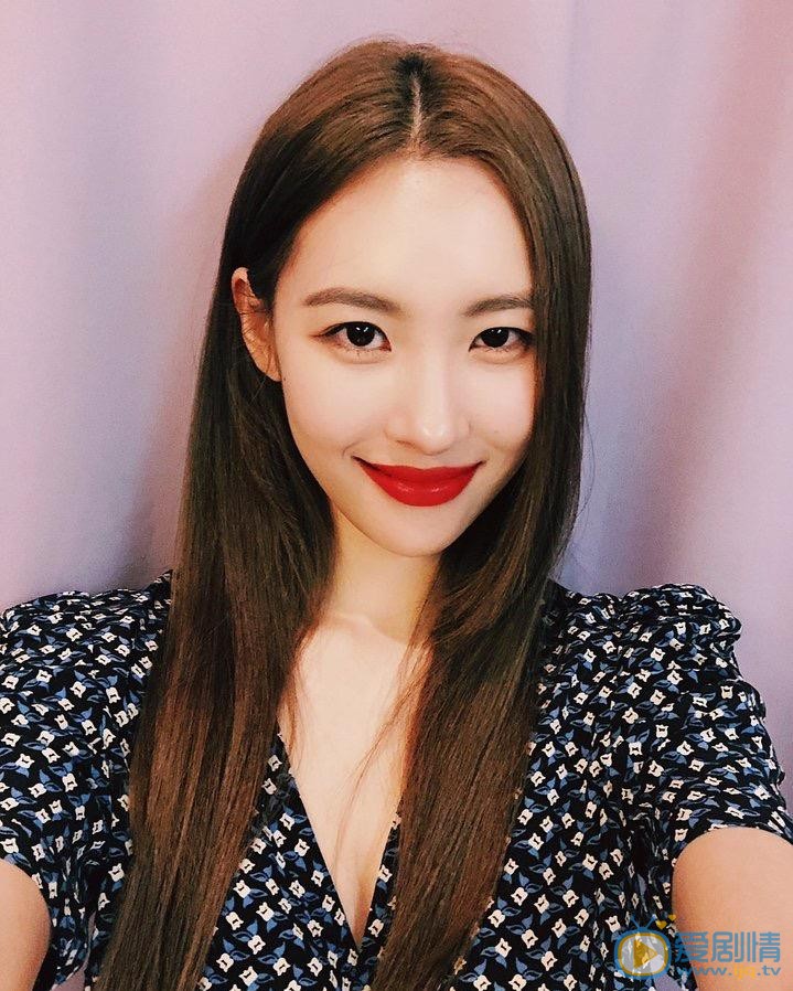 李宣美自拍照 李宣美高清写真_李宣美高清剧照