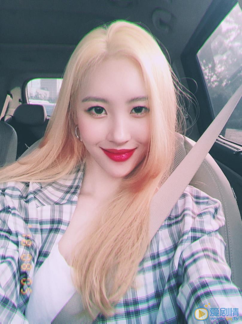李宣美自拍照 李宣美高清写真_李宣美高清剧照