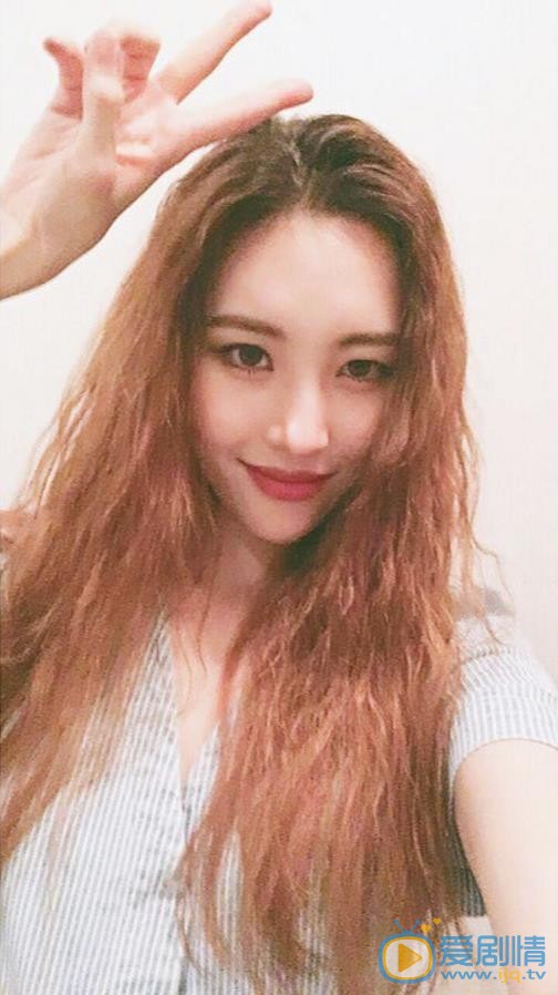 李宣美自拍照 李宣美高清写真_李宣美高清剧照