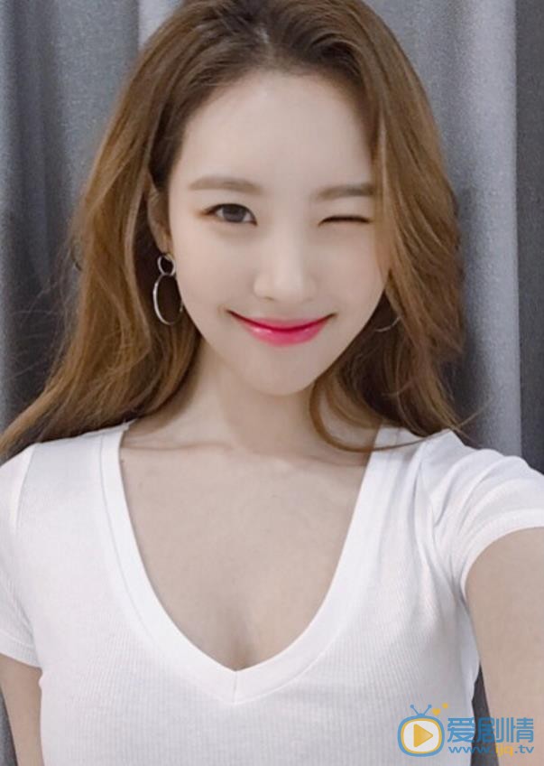 李宣美自拍照 李宣美高清写真_李宣美高清剧照