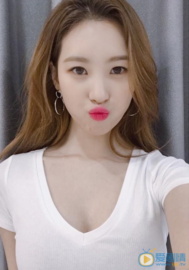 李宣美自拍照 李宣美高清写真_李宣美高清剧照