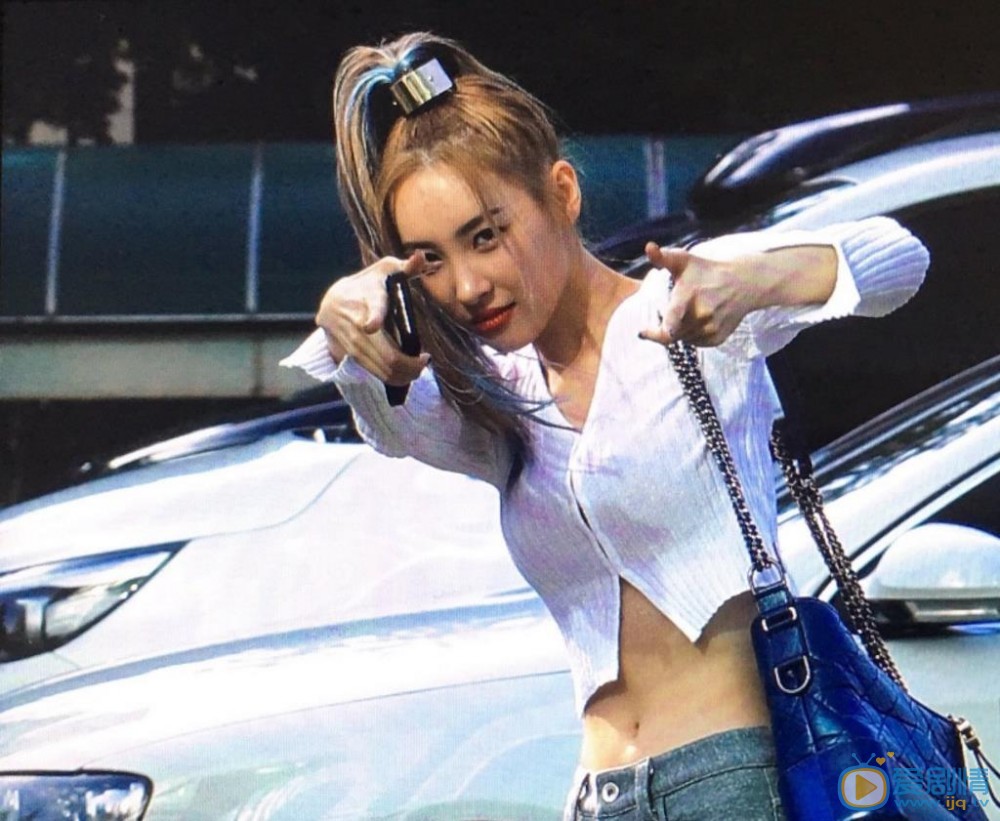 李宣美街拍照 李宣美高清写真_李宣美高清剧照