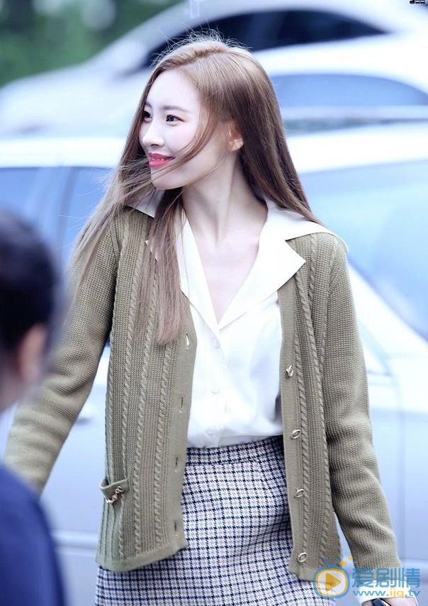 李宣美街拍照 李宣美高清写真_李宣美高清剧照