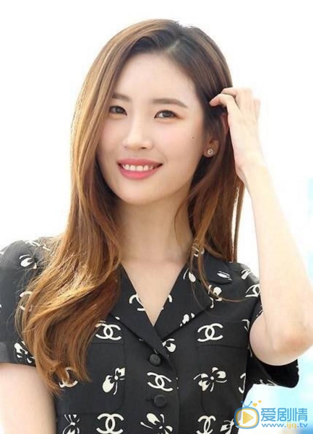 李宣美机场照 李宣美高清写真_李宣美高清剧照