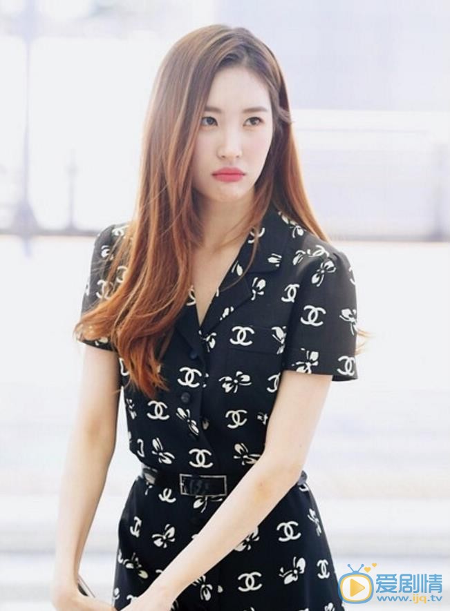 李宣美机场照 李宣美高清写真_李宣美高清剧照