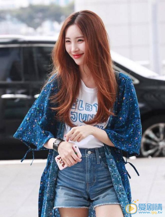 李宣美机场照 李宣美高清写真_李宣美高清剧照
