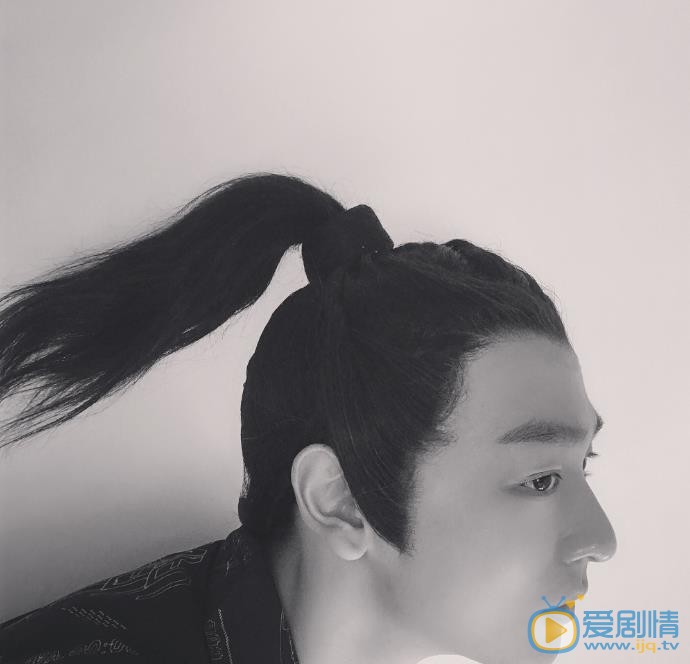 向昊片场照 向昊高清写真_向昊高清剧照