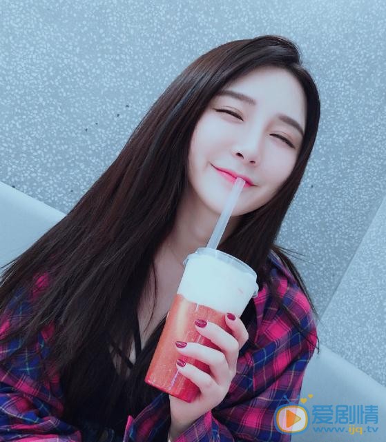 江璟儿生活照 江璟儿高清写真_江璟儿高清剧照
