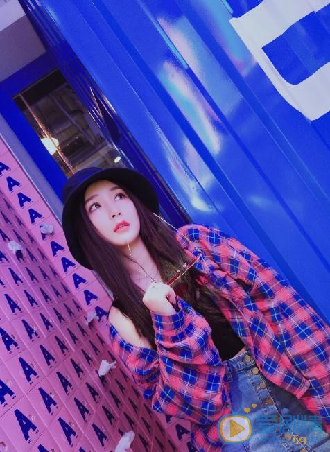 江璟儿街拍写真 江璟儿高清写真_江璟儿高清剧照
