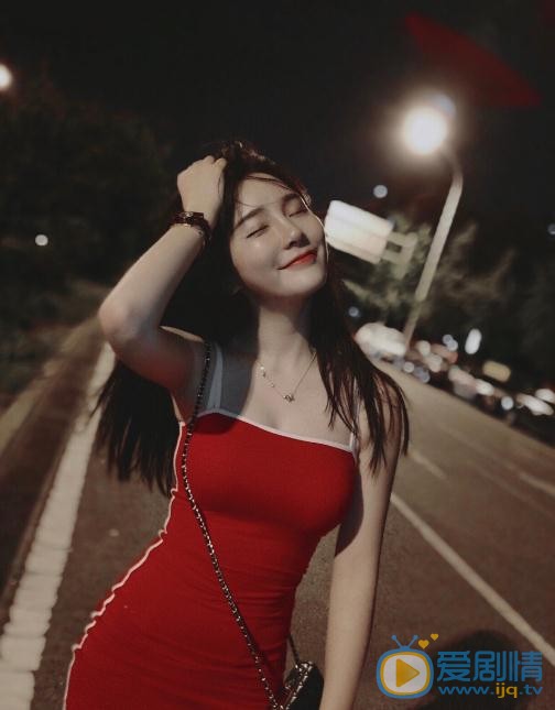 江璟儿街拍写真 江璟儿高清写真_江璟儿高清剧照