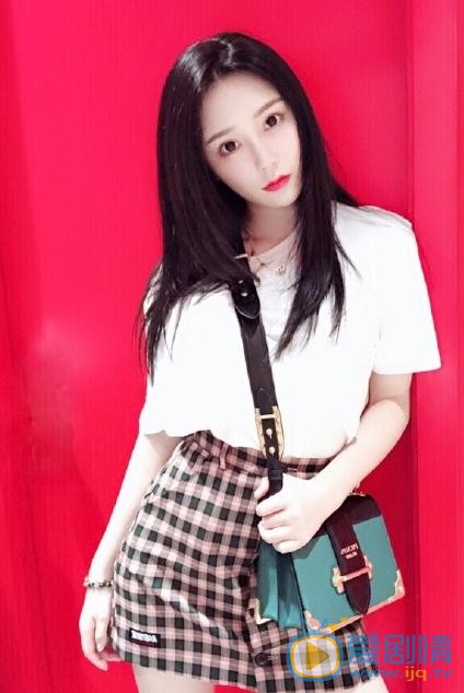江璟儿生活照 江璟儿高清写真_江璟儿高清剧照