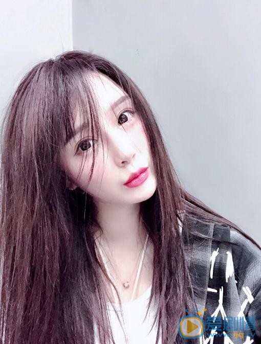江璟儿生活照 江璟儿高清写真_江璟儿高清剧照