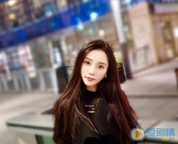 江璟儿街拍写真 江璟儿高清写真_江璟儿高清剧照