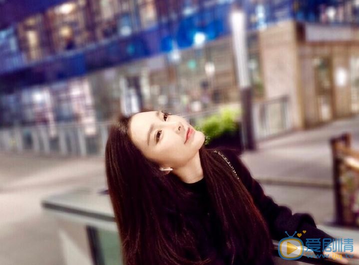 江璟儿街拍写真 江璟儿高清写真_江璟儿高清剧照
