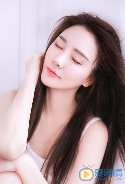 江璟儿气质写真 江璟儿高清写真_江璟儿高清剧照